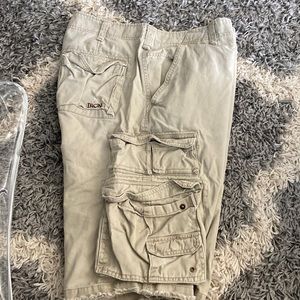 Mens shorts size 34 brand is Iron. In good used condition